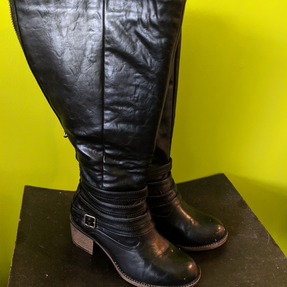 Black wide calf boots 9M